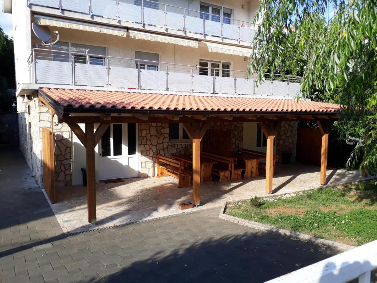 Apartments Roko Kostrena Exterior foto